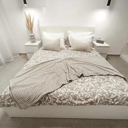 Joanna Luxury Living