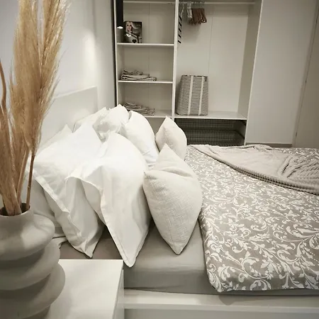 Joanna Luxury Living Apartment