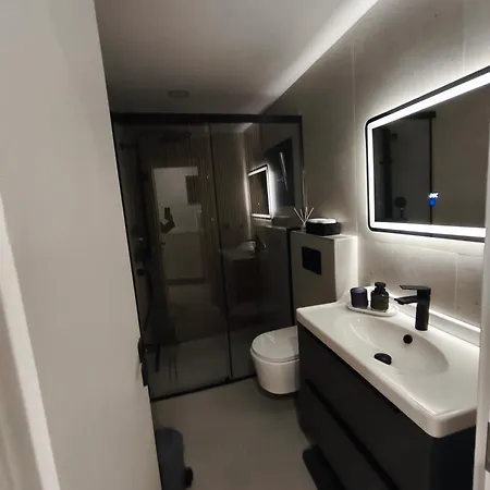 Joanna Luxury Living Apartment Dráma